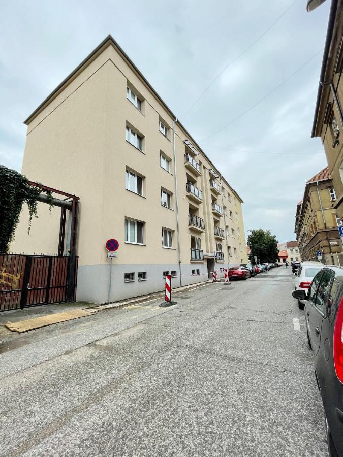 Podtatranskeho Old Town Kosice Apartamento Exterior foto